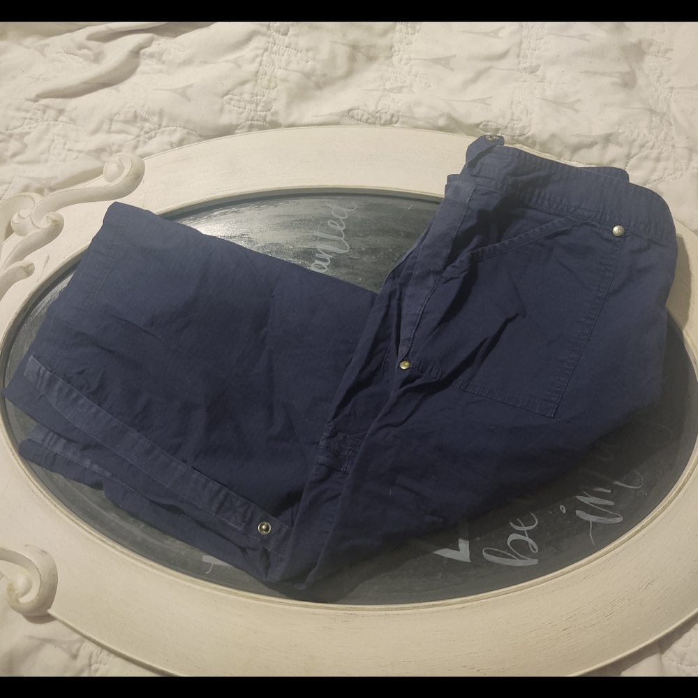 Danskin Capri Cargo Pants